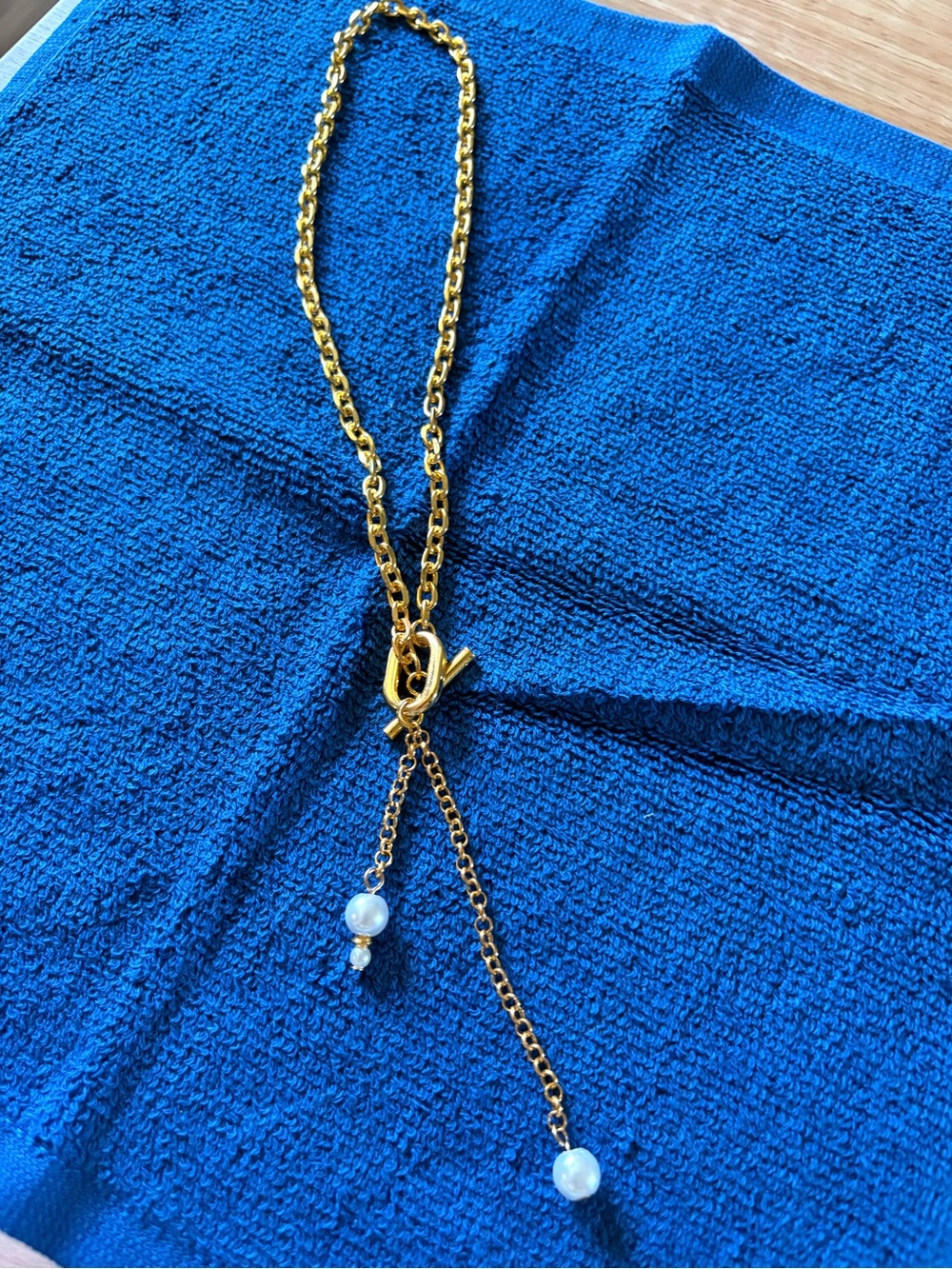 Gold Chain Lariat Necklace with Pearl Drops